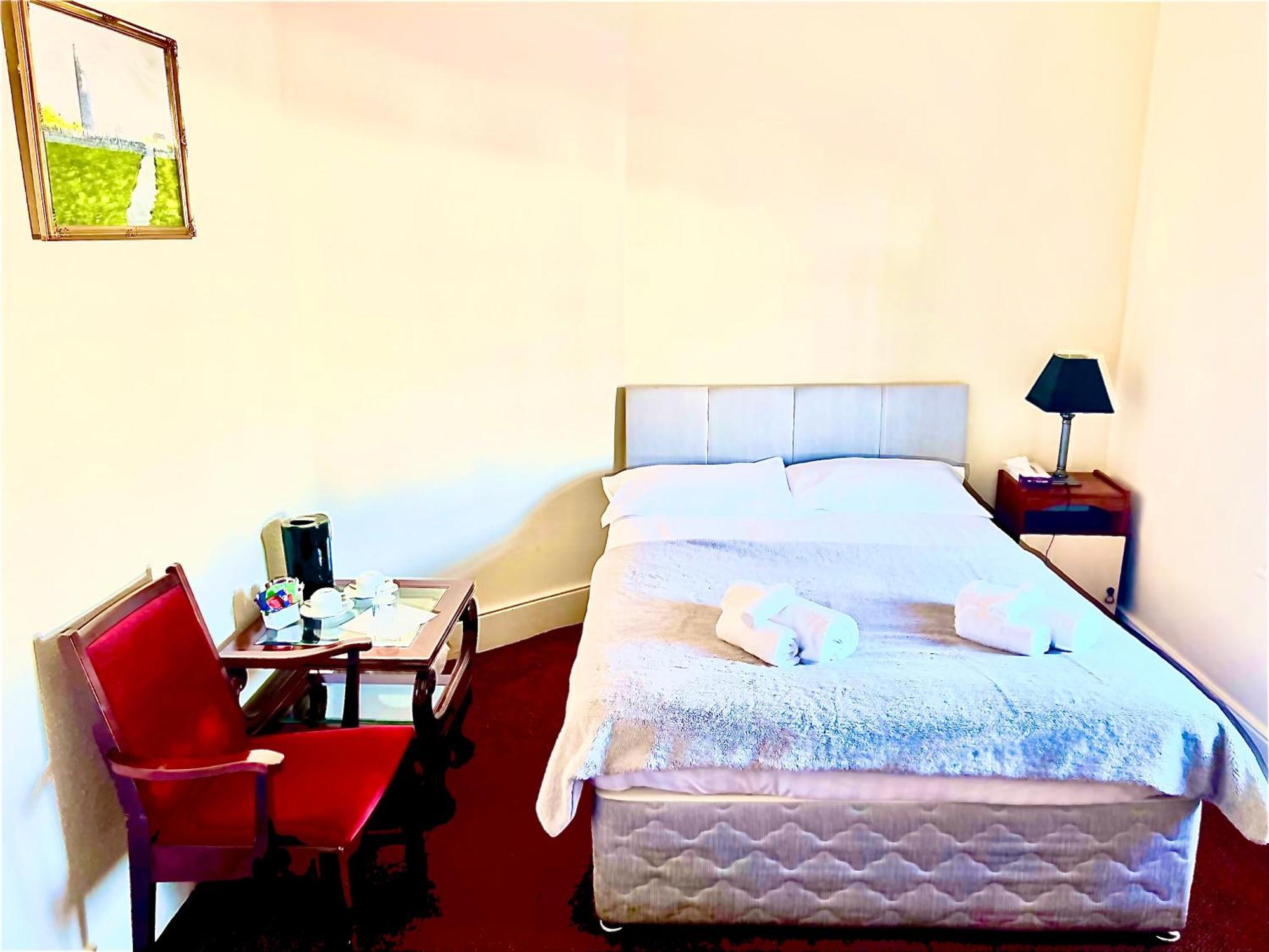 The Coach House Inn Moycullen Bagian luar foto